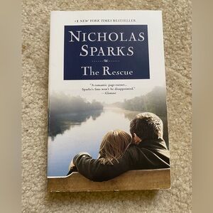 Nicholas Sparks 'The Rescue' Book